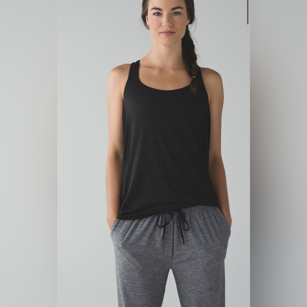 Lululemon Wild Tank - Picture 4 of 10